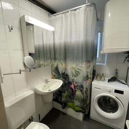 Apartment Dreams, 3 Schlafzimmer, Parkplatz, Stadtzentrum *