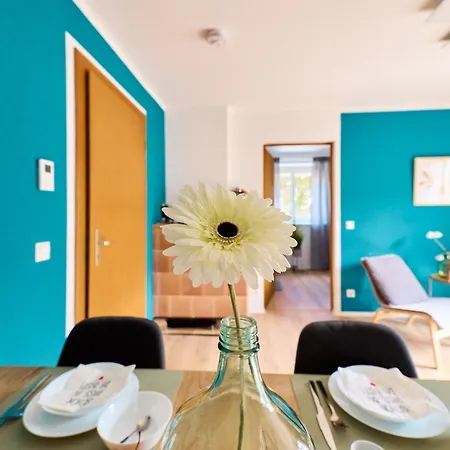 3 Schlafzimmer, Parkplatz, Stadtmitte Lejlighed