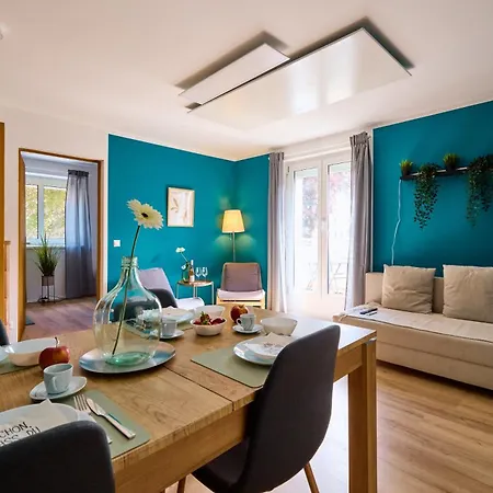 Dreams, 3 Schlafzimmer, Parkplatz, Stadtzentrum Apartamento Neu-Ulm